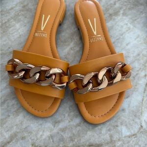 Gold and Tan Yellow Amber Chain-Link Sandals